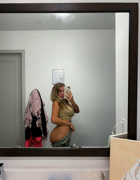 Rochelllle OnlyFans-Model