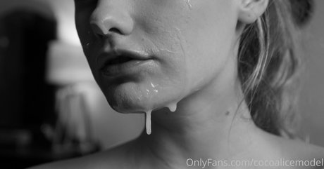 Coco Alice Brüste OnlyFans