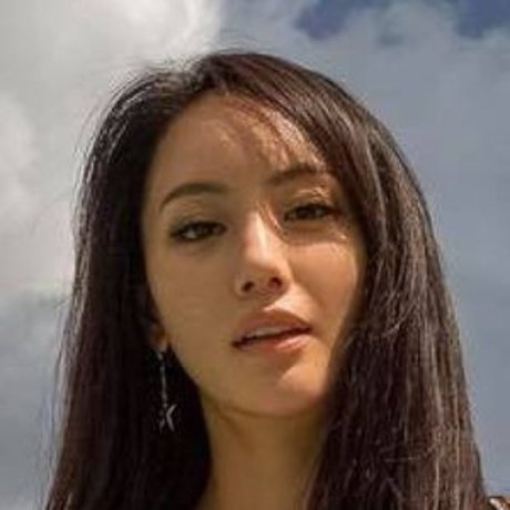 A Yeon Nur für Fans