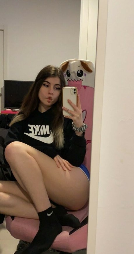 Littleragergirl NSFW OnlyFans