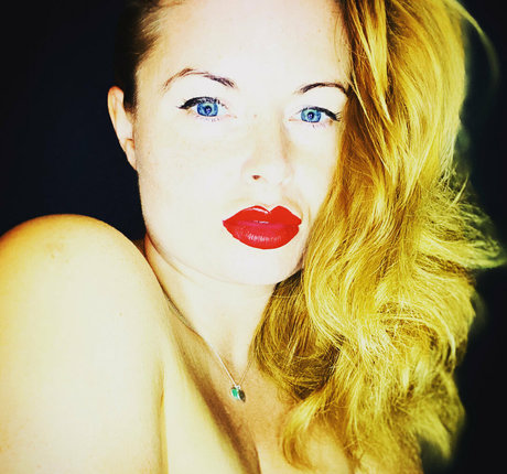 Robyn Allan Porn OnlyFans Leak