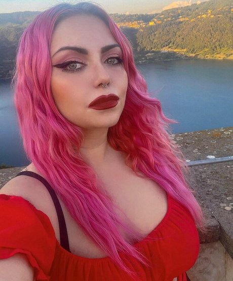 Anna Manna Leaks von Nacktbildern auf OnlyFans