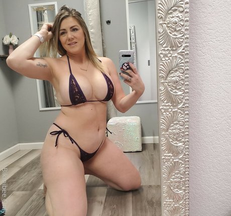 Bikinibee Nacktbilder von OnlyFans geleakt