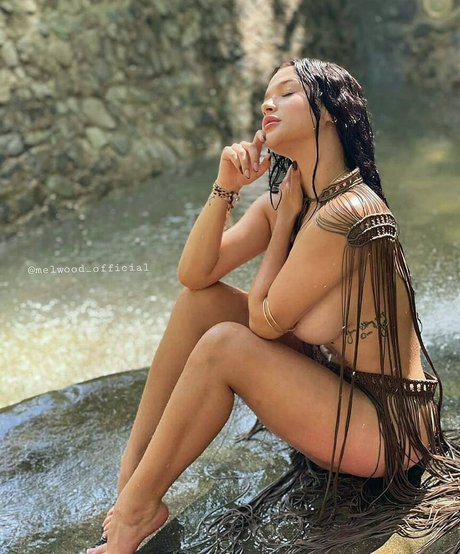 ebenholz-fick onlyfans erotisch Porträt