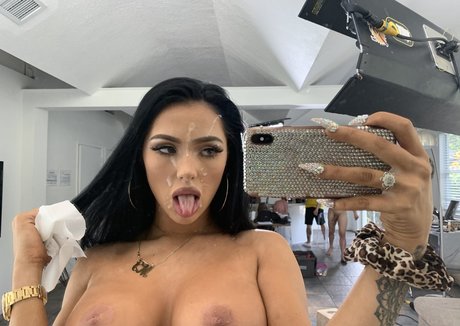 MJ Fresh Nacktbilder von OnlyFans geleakt