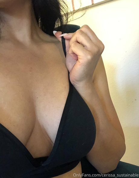 cerissa Oben ohne OnlyFans