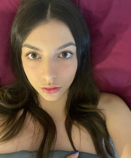 ChloeNight OnlyFans Fotos