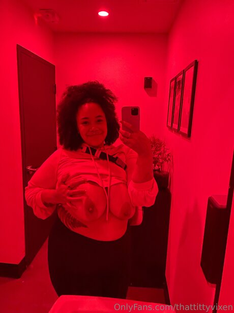 Ms Champagne Nacktbilder von OnlyFans