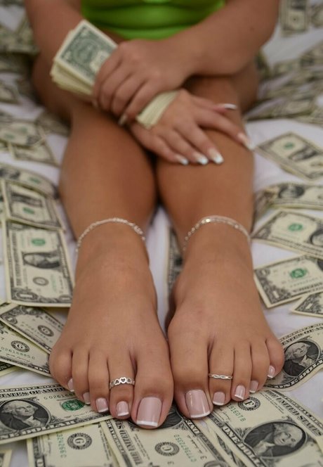 Eyecandytoes NurlyFans-Pornoleaks