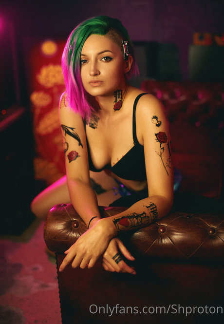 Shproton OnlyFans Striptease