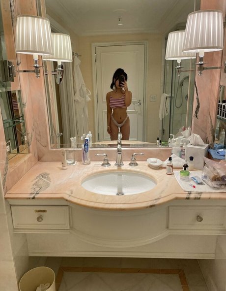 Sabrina Sablosky OnlyFans schlank