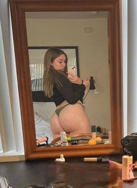 midori meeks OnlyFans Nacktbilder