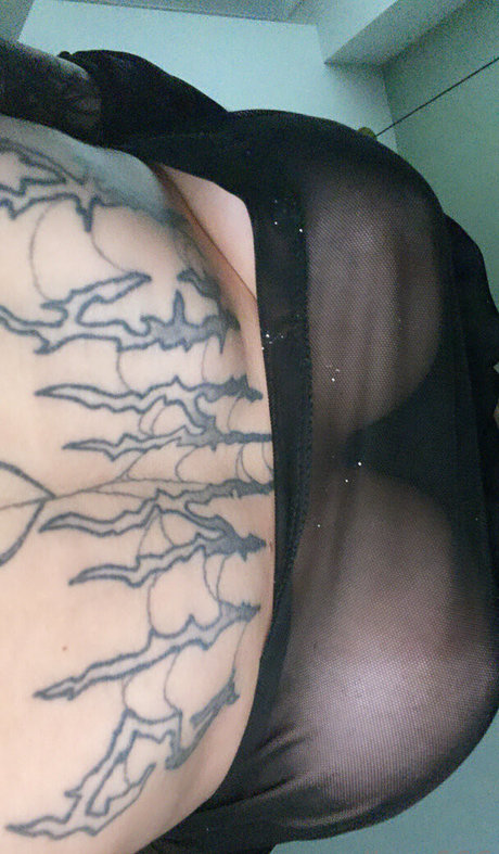 süße blonde onlyfans sexy nackt Foto