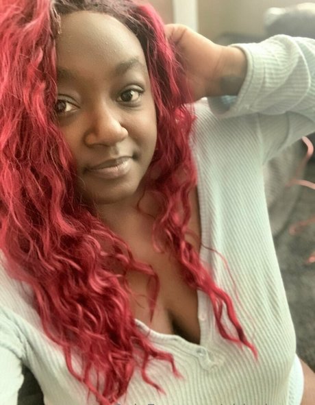 girlyvixxxen Auf OnlyFans