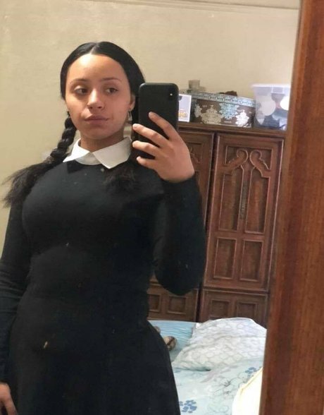 Nixlynka OnlyFans Leak