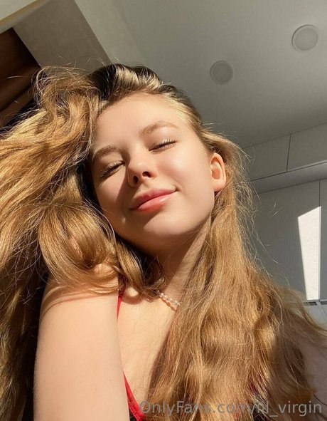 lil virgin Bilder OnlyFans
