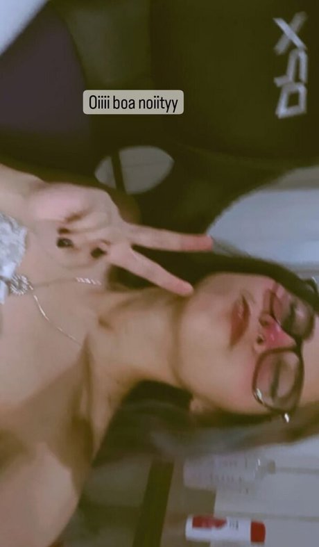 Nona Whitem NSFW OnlyFans