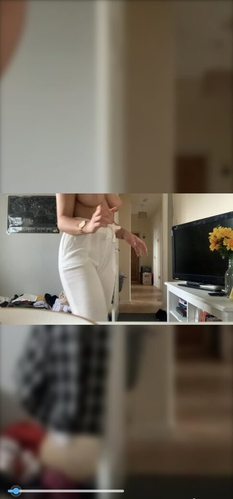 Peach100 OnlyFans-Leaks