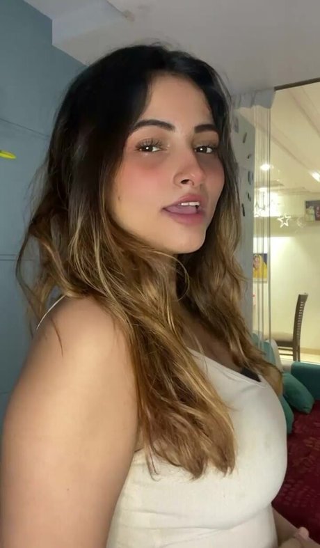 Desi NRI OnlyFans Brüste Bild