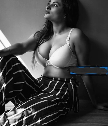 Desi NRI Leaked Porn OnlyFans