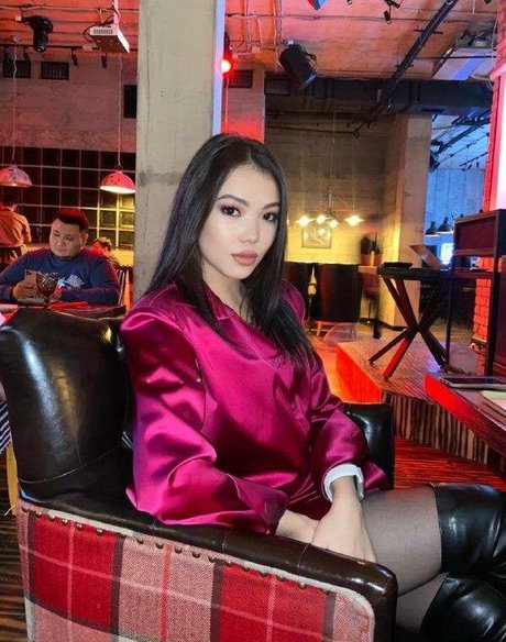 Arya Ivy OnlyFans Nacktbilder geleakt