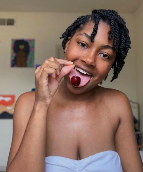 sapiosuccubust OnlyFans-Leak