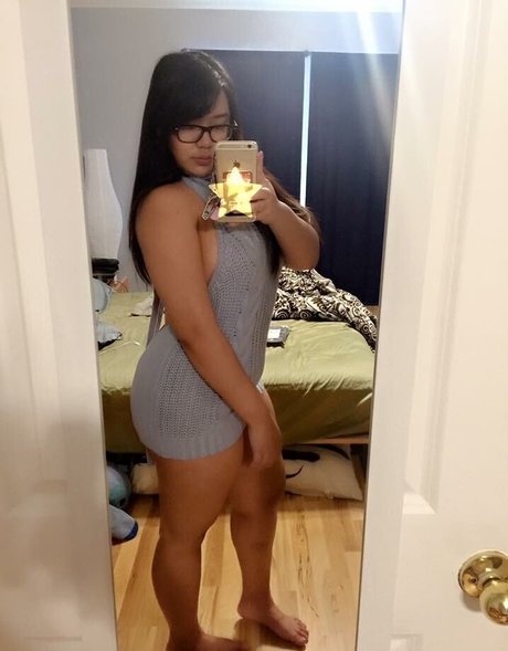 Aznproblems OnlyFans Nacktfotos