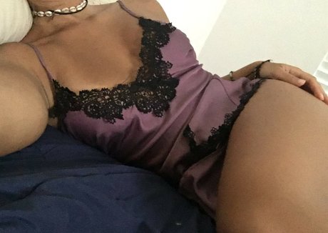 meeshmo OnlyFans schlank