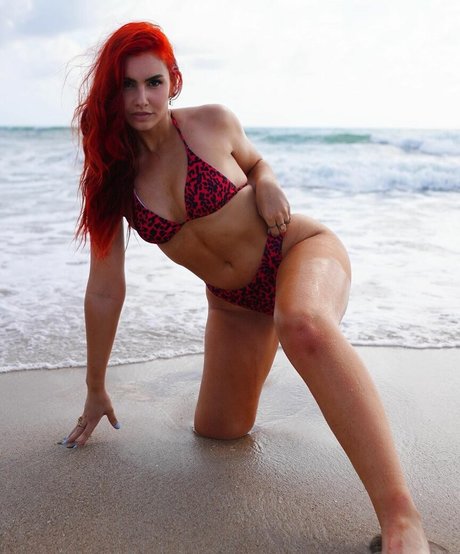 Alicia Atout OnlyFans nackt