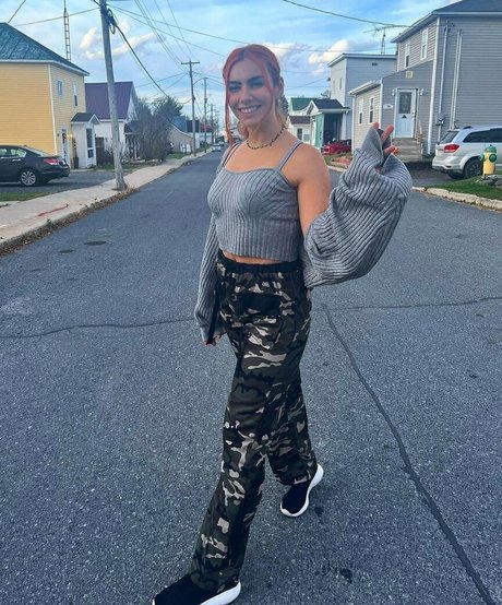 Alicia Atout Nacktbilder von OnlyFans geleakt