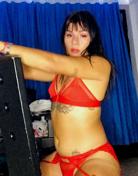 TS Angelique Andrea OnlyFans Brüste Bild