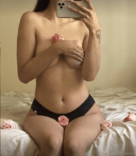 Ssweetest lemon Sex auf OnlyFans