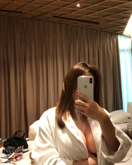 ueleelee OnlyFans Leak