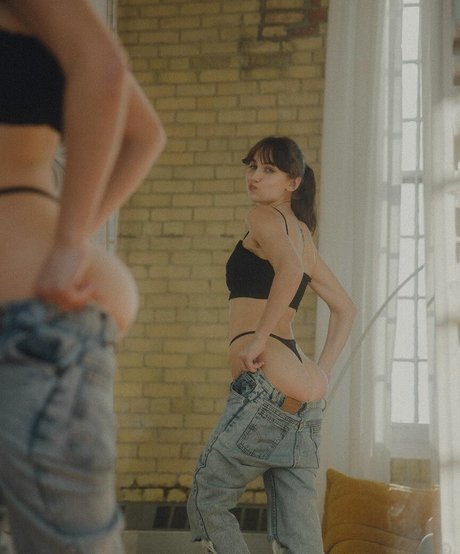 Victoria Stirling OnlyFans Dirtyship geleakt