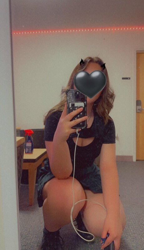 unhingedmindd OnlyFans