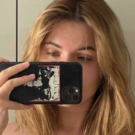 Lizzylarrsen Heiße OnlyFans Inhalte