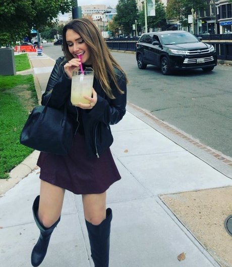 Carlistone Leaks von OnlyFans