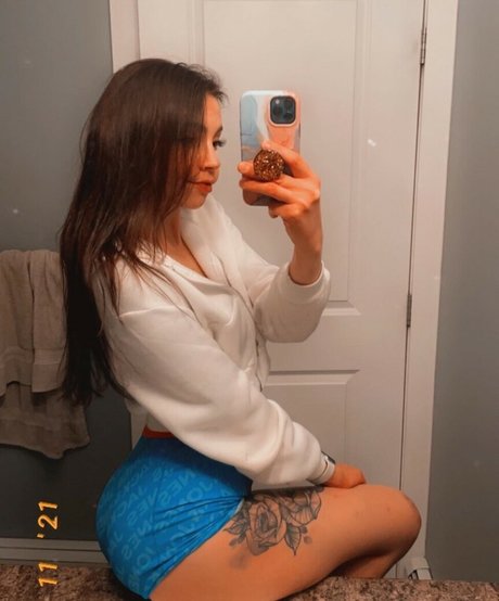 lilravebby OnlyFans Leaks