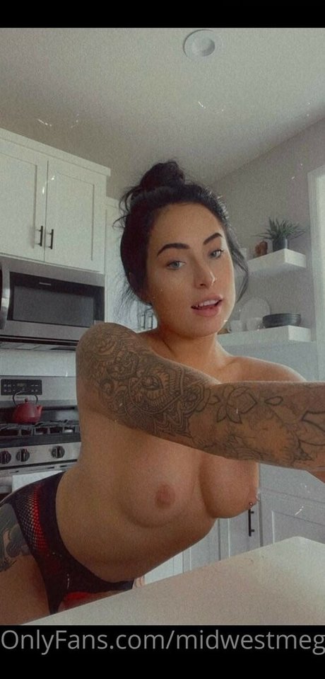 midwestmeganfoxx OnlyFans Nackt