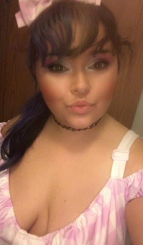 SkyebellaXXX Model OnlyFans Foto