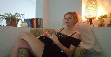 Sieren__Pole OnlyFans Arsch Leak