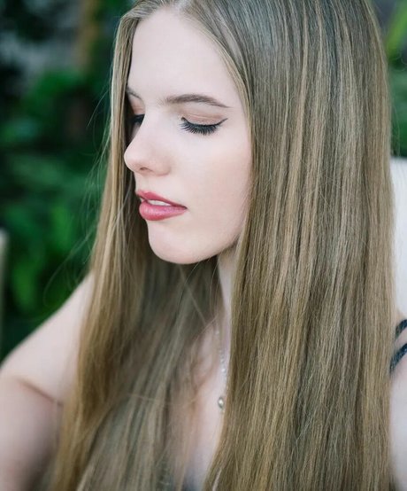 Eva Gevorgyan OnlyFans Nackt Content