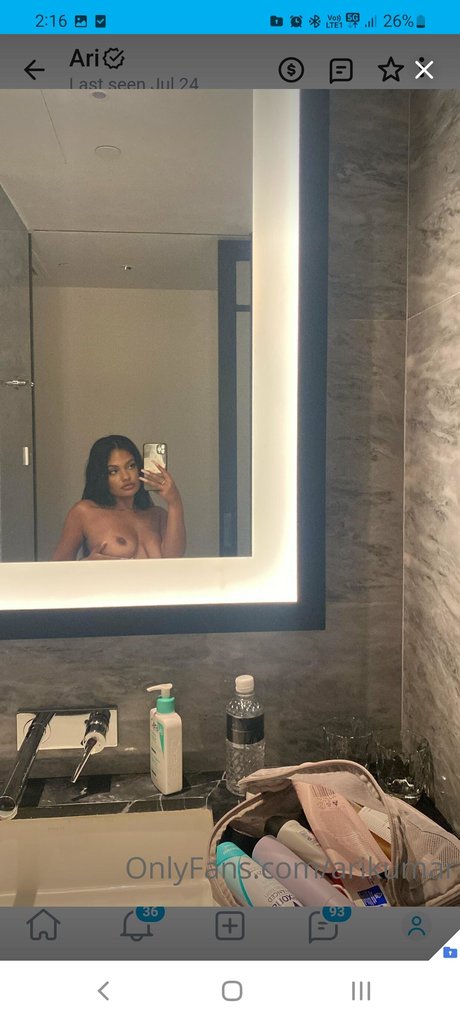 Ari Kumar Nacktbilder OnlyFans