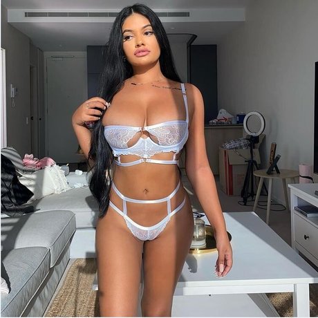 Ari Kumar Gratis OnlyFans Inhalte