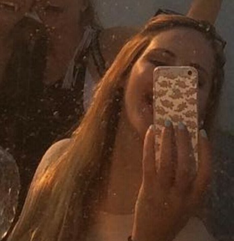 Sophia Zisi OnlyFans