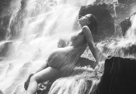 Ishh Nacktbilder geleakt OnlyFans