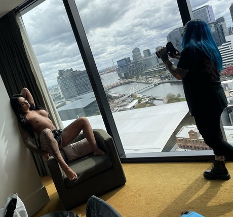 HyIey Vernon Nur für Fans