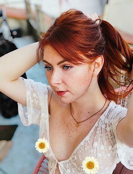 Elena Rose Burri OnlyFans Nackt Leak