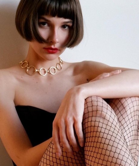 VikyVik1717 OnlyFans-Leaks