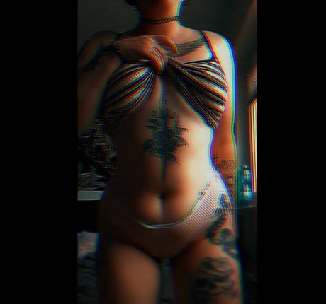 Lenaofficial Nackt auf OnlyFans